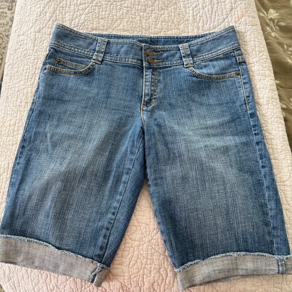 Michael Kors Denim Bermuda Shorts 8 Cuffed Longline Y2K Dark Wash Stretch